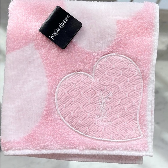 YSL Pink Heart Lace Face Towel NWT - Picture 1 of 4